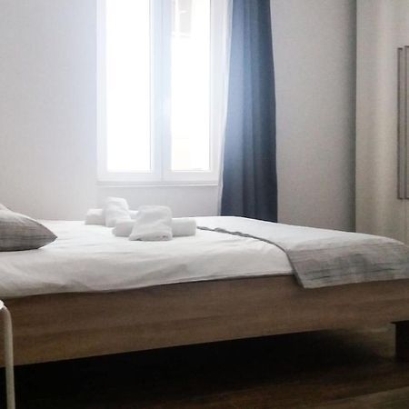 Dinghy Apartment Zadar Eksteriør billede
